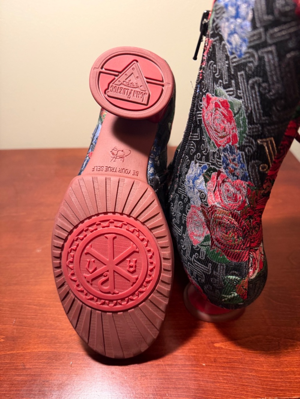 Fluevog Enneagram Spontaneous side lace boot - Picture 7 of 10